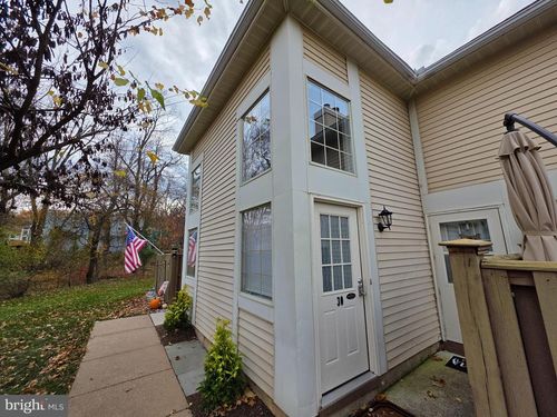 30 Brookside Ct, HORSHAM, PA, 19044-1957 | Card Image