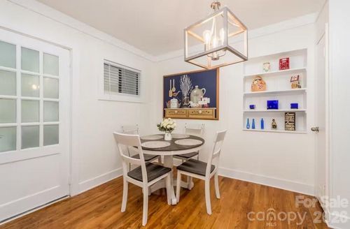 1150 W Blue Ridge Rd, Flat Rock, NC, 28731-1806 | Card Image