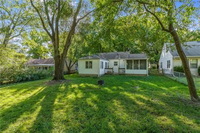 Huge flat backyard | Image 3