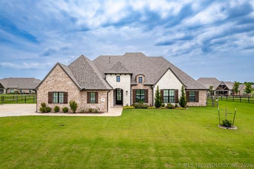 11391 S 213th East Ave, Broken Arrow, OK, 74014-3767 | Card Image