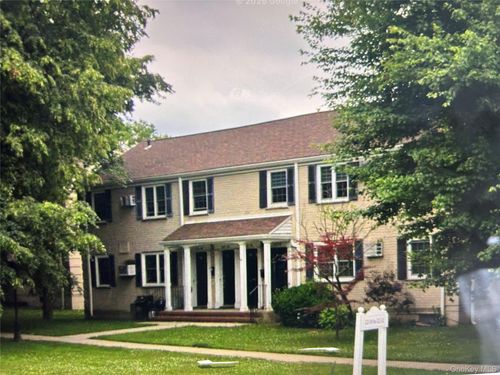 a-223-24 65th Ave, Oakland Gardens, NY, 11364-2314 | Card Image