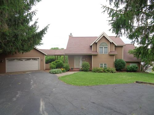 4 Maltby Ct, Galena, IL, 61036-8608 | Card Image