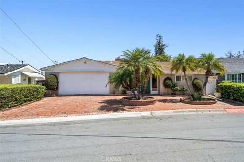 608 Saint James Pl, Newport Beach, CA, 92663-5833 | Card Image