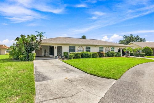 2202-2202 Highclere Cir, Sun City Center, FL, 33573-7340 | Card Image