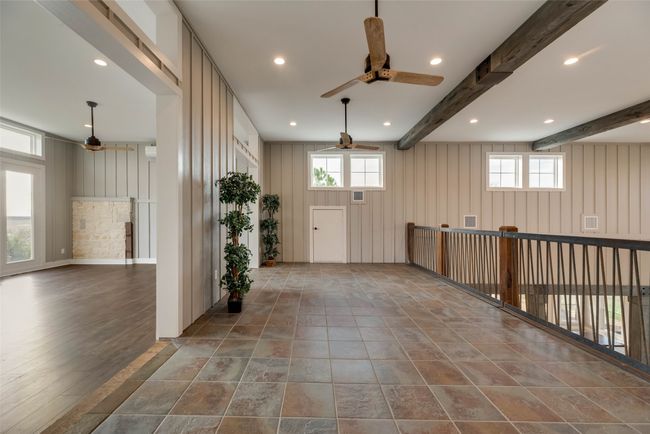upstairs loft | Image 27