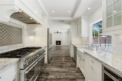 2169 Coalfax Ct, Thousand Oaks, CA, 91362-1747 | Card Image