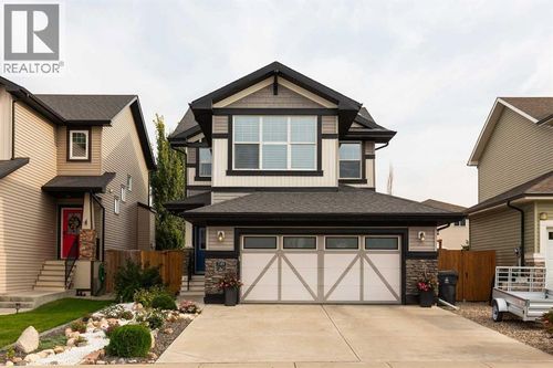 749 Twinriver Loop W, Lethbridge, AB, T1J5E1 | Card Image