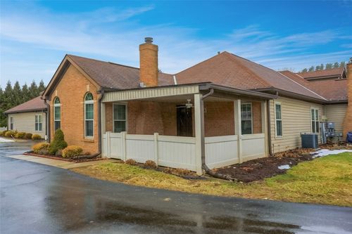 55 Ashford Dr, Cranberry Twp, PA, 16066-7401 | Card Image