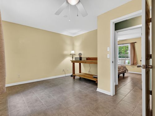 30 Keerns Rd, Crawfordville, FL, 32327-3679 | Card Image