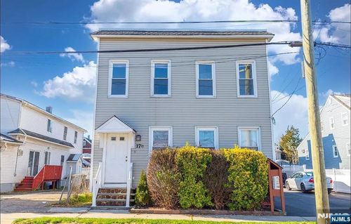 21 Chestnut St, Garfield, NJ, 07026-2819 | Card Image