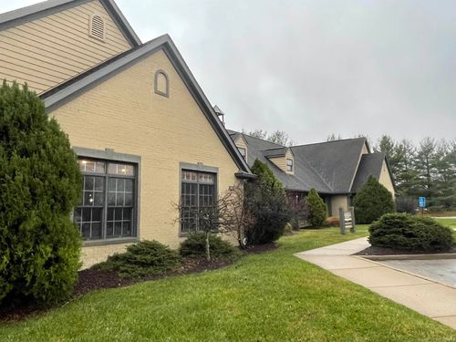 451 S Park Ridge Rd, Bloomington, IN, 47401-8589 | Card Image