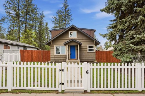 3107 E 36th Ave, Spokane, WA, 99223-4510 | Card Image