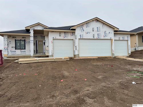 8954 Von St, Papillion, NE, 68046-5994 | Card Image