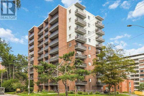 1005-15 Elizabeth Street N, Mississauga (Port Credit), ON, L5G2Z3 | Card Image
