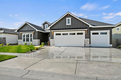 846 W Tall Prairie Dr, Meridian, ID, 83642-8950 | Card Image