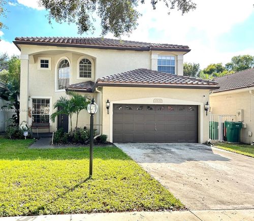 10830 Limeberry Dr, Hollywood, FL, 33026-4759 | Card Image