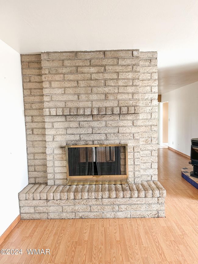 Fireplace | Image 17
