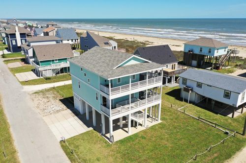 21325 Gulf Dr, Galveston, TX, 77554 | Card Image