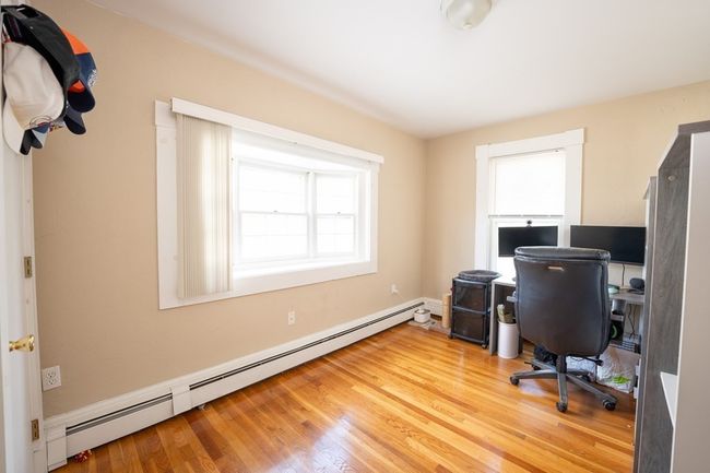 APT-2 - 88 South St, Condo with 2 bedrooms, 1 bathrooms and 2 parking in Westborough MA | Image 5