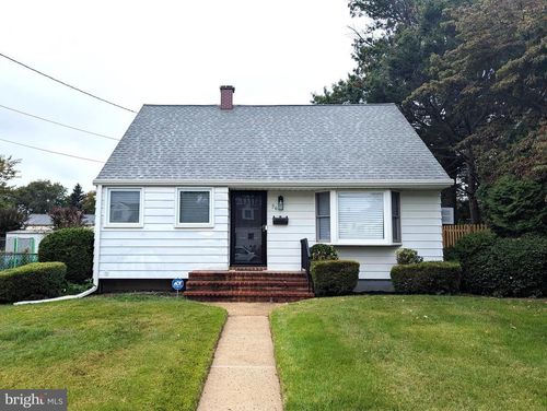 26 Coleridge Ave, Hamilton, NJ, 08620-1914 | Card Image