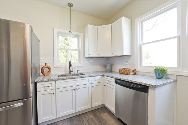 Unit 1 Kitchen | Image 11
