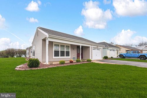 27 Gladstone Ave, Manchester, NJ, 08759-6625 | Card Image