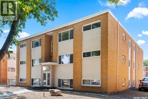 3860 Retallack St, Regina, SK, S4S3B8 | Card Image