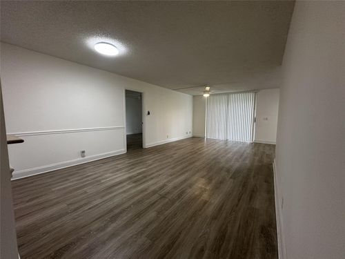 apt-103-6300 Nw 2nd Ave, Boca Raton, FL, 33487-3022 | Card Image