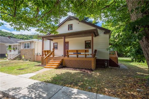 133 Eckert St, Ambridge, PA, 15003-1224 | Card Image