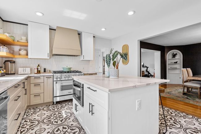 Custom Hood, Cutom Cabinets, Tile Flrs | Image 11