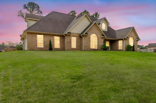 127 Copperwood Loop, Lufkin, TX, 75901-8879 | Card Image