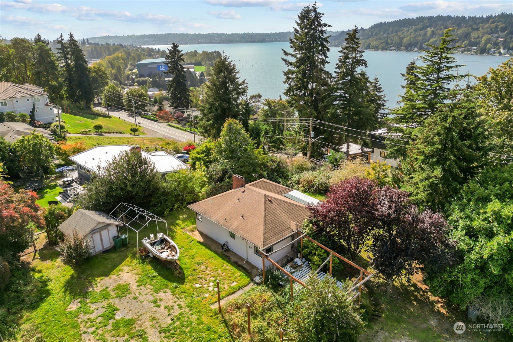 Lake Washington Blvd, Newcastle, WA 98056
