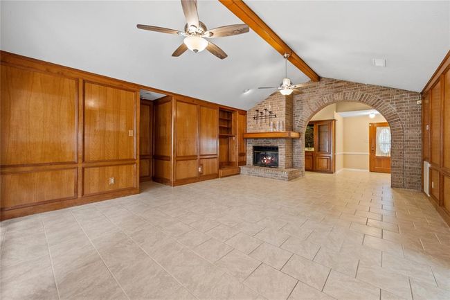 Timeless Shaker Wood Paneling | Image 9