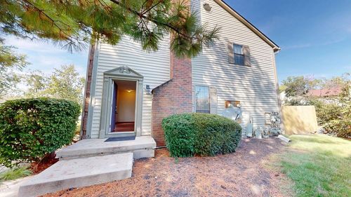 5294 Brandy Oaks Ln, Columbus, OH, 43220-6242 | Card Image
