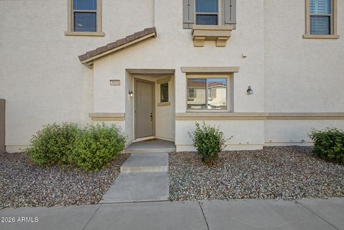 2954 E Donner Dr, Phoenix, AZ, 85042-6070 | Card Image