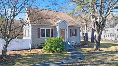 1572 Bridge St, Dracut, MA, 01826-2611 | Card Image