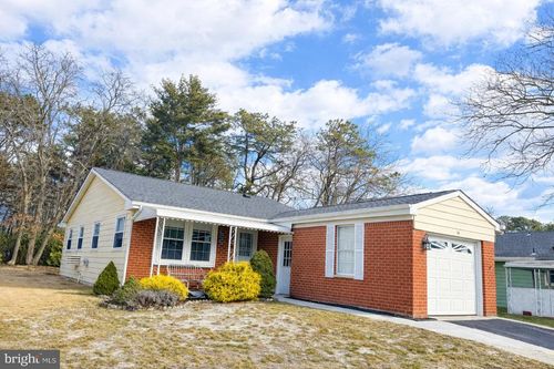 56 Constitution Blvd, Whiting, NJ, 08759-1772 | Card Image