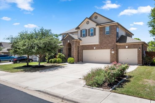 30305 Tiger Woods Dr, Georgetown, TX, 78628-1247 | Card Image