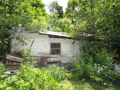16 Field Rd, Elizaville, NY, 12523-1575 | Card Image