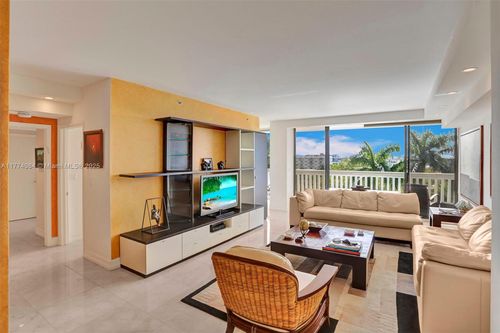 apt-503-2000 Island Blvd, Aventura, FL, 33160-4958 | Card Image