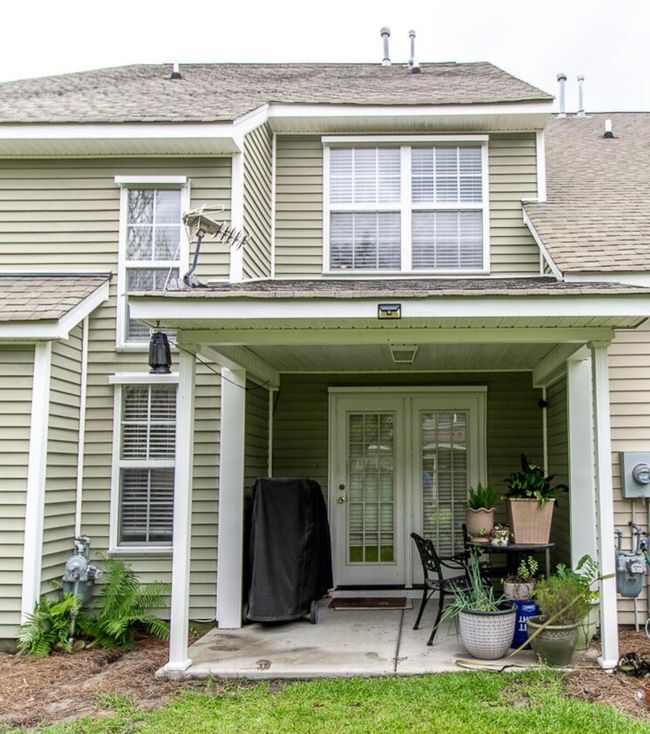 Back patio | Image 20