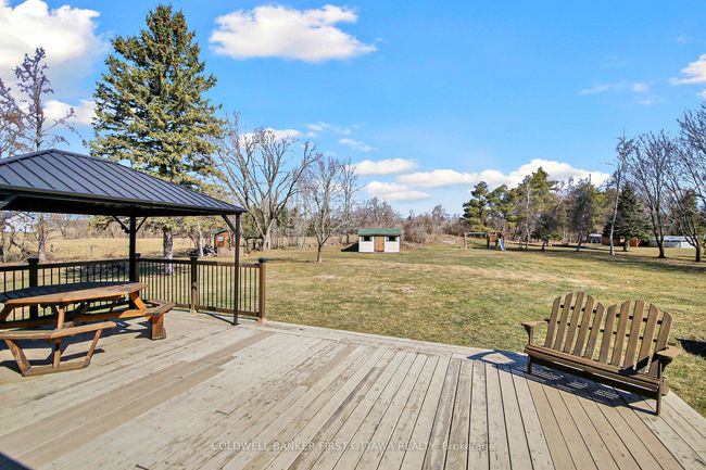 2313 Edward Kidd Cres, House other with 3 bedrooms, 3 bathrooms and 6 parking in North Gower ON | Image 23