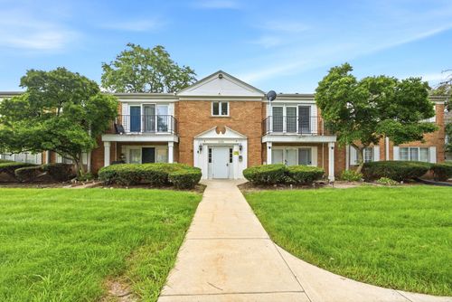 2f-1100 N Farnsworth Ave, Aurora, IL, 60505-2046 | Card Image
