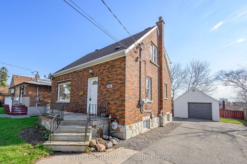 301 Gibbons Street, Oshawa, ON, L1J4Y5 | Card Image