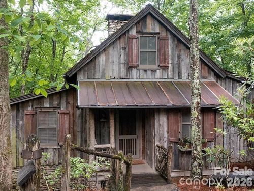 35-139 Boarding House Way, Sylva, NC, 28779-5559 | Card Image