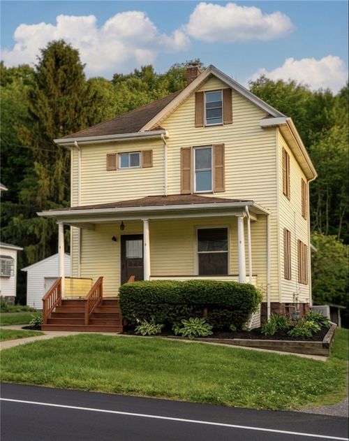 511 Portersville Rd, Ellwood City, PA, 16117-2604 | Card Image