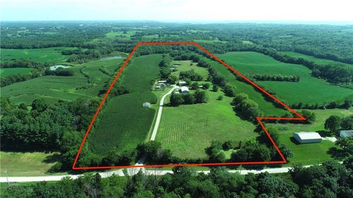 9226 427 Road, Savannah, MO, 64485 | Card Image