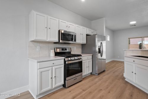 127 W Camino Rio Chiquito, Sahuarita, AZ, 85629-8978 | Card Image