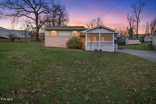 3304 Lightwood St, Kingsport, TN, 37660-2120 | Card Image