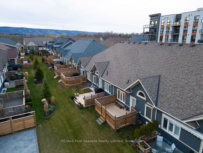 4 Sutton Lane, Condo with 2 bedrooms, 2 bathrooms and 1 parking in Collingwood ON | Image 16